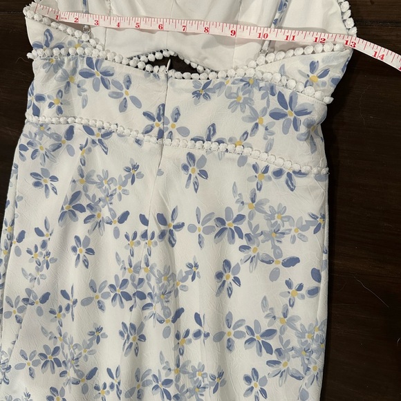 White Floral Midi Dress Size Small Side Slit Cottagecore Garden Girl Fairy - Picture 6 of 11